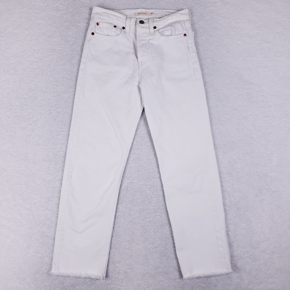 Levi's👖Wedgie Straight Jeans White 25